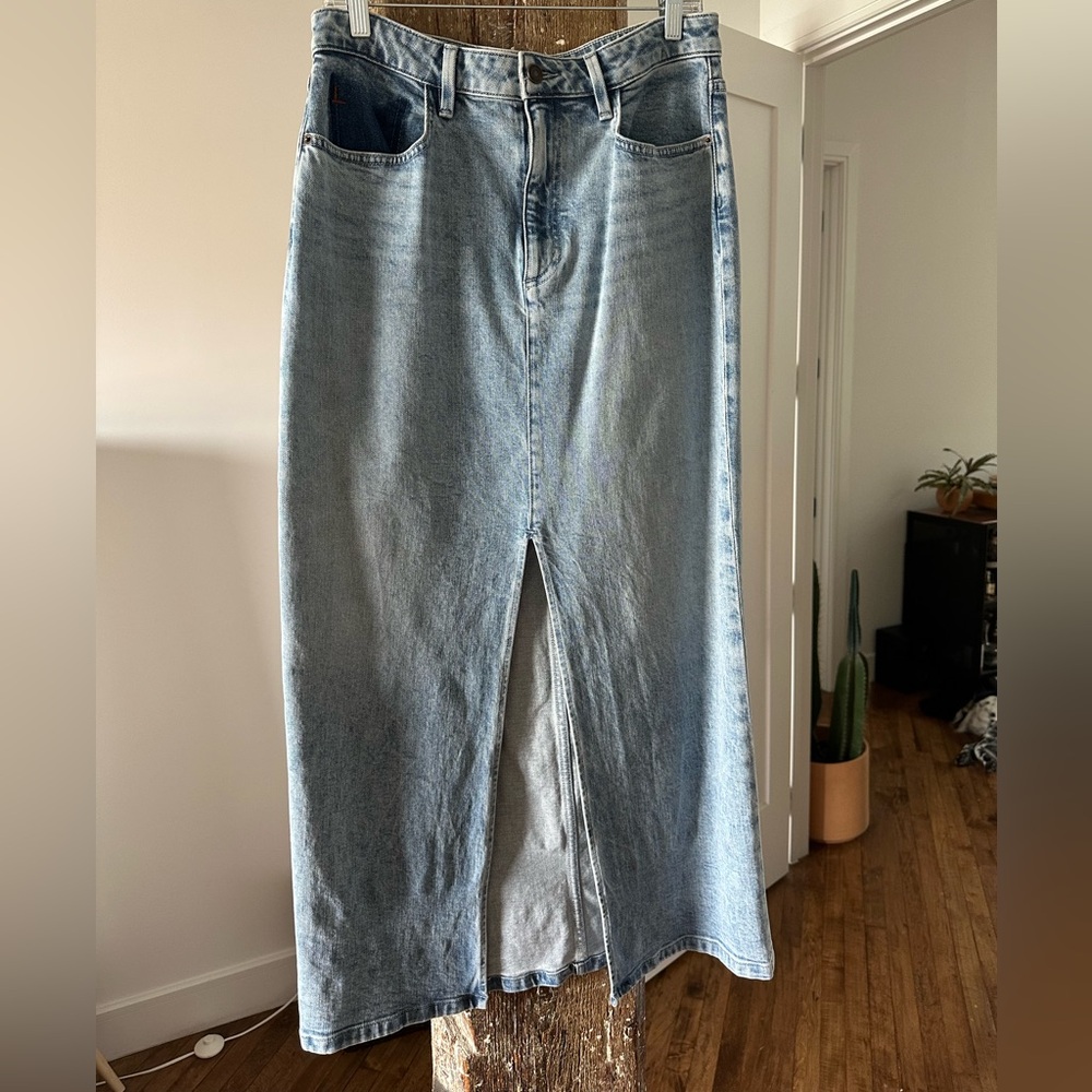 Lafayette 148 denim maxi skirt with front slit. Light wash denim. Size 29